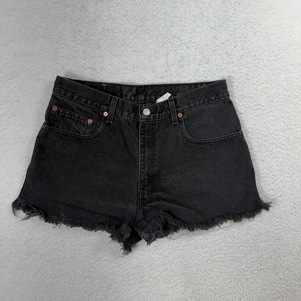 Vintage Levi’s 560 Women’s Black Loose Fit Denim Jeans Shorts 32 (Fit W31) Jorts